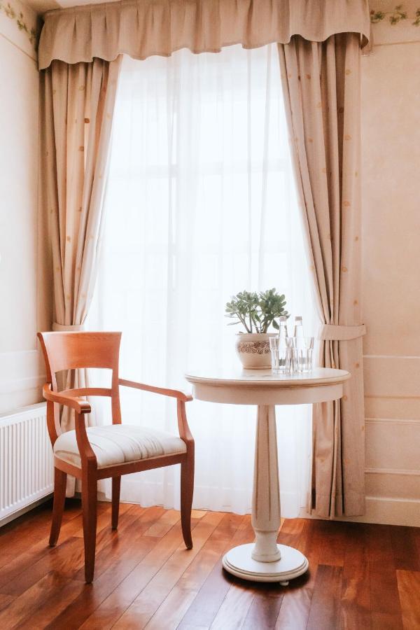 Single Room,1160100042:JPEG
